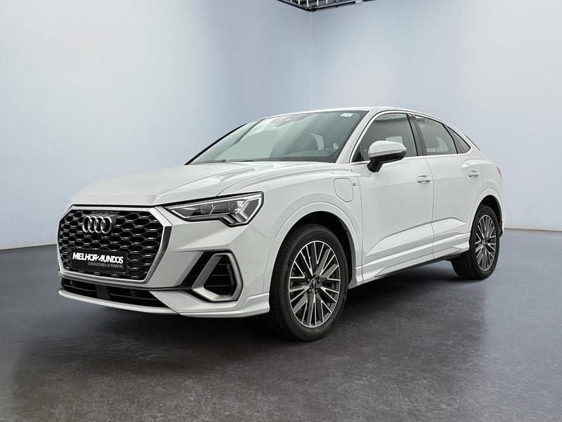 Branco Usado 2021 Audi Q3 S-Line SUV | € 34.900 (Preço elevado) - Imagem 1/4
