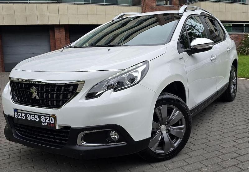 Branco Usado 2019 Peugeot 2008 SUV | € 10.950 (Super Preço) - Imagem 1/4