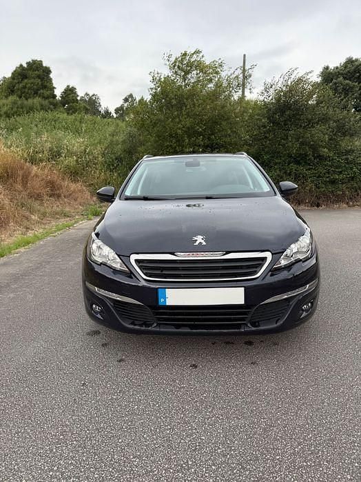 Usado 2015 Peugeot 308 Sedan | € 6.850 (Bom preço) - Imagem 1/4