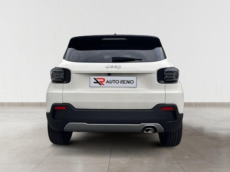 Usado Jeep Avenger Summit 101 HP (74 kW) 2025 Branco SUV