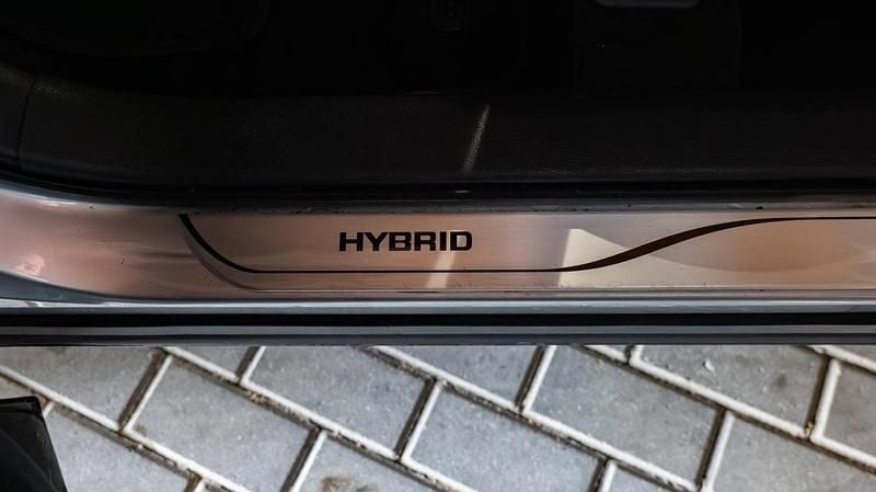 Usado Toyota Corolla Cross Luxury 197 HP (144 kW) 2024 Cinza SUV