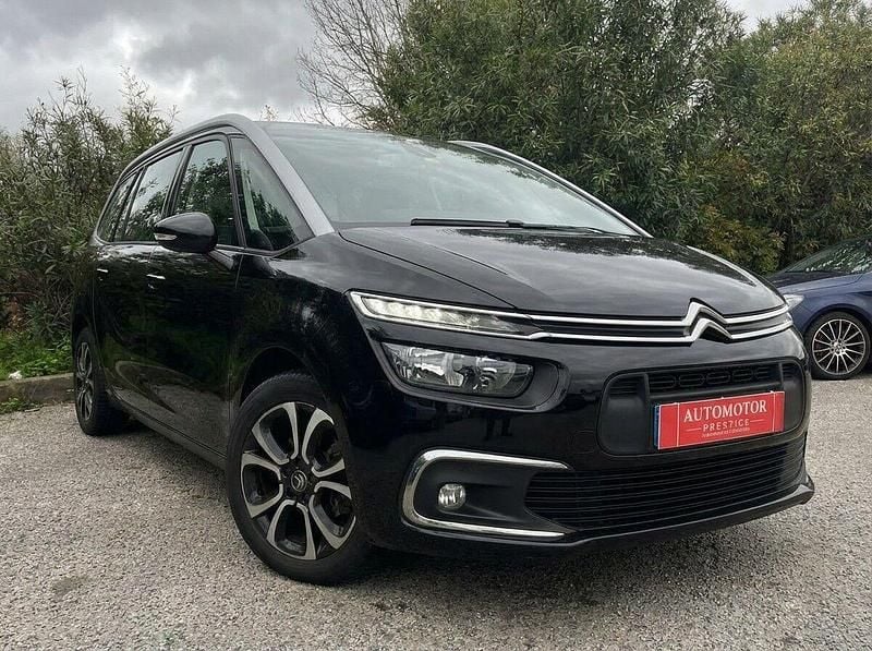 Preto Usado 2020 Citroën C4 Shine Monovolume | € 19.900 (Preço justo) - Imagem 1/4