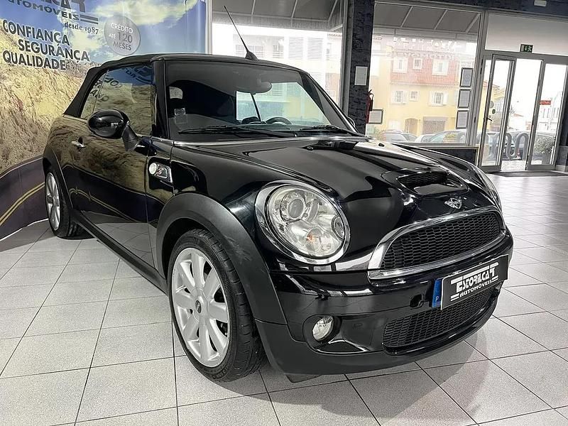 Usado Mini Cooper S Cabriolet 175 HP (128 kW) 2010 Preto Cabrios