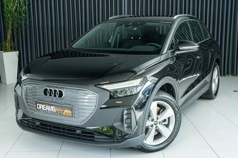 Preto Usado 2023 Audi Q4 e-tron SUV | € 38.900 (Bom preço) - Imagem 1/4