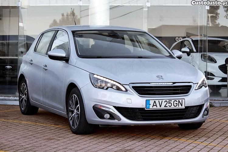Cinza Usado 2014 Peugeot 308 Allure Citadino | € 10.750 (Preço elevado) - Imagem 1/1