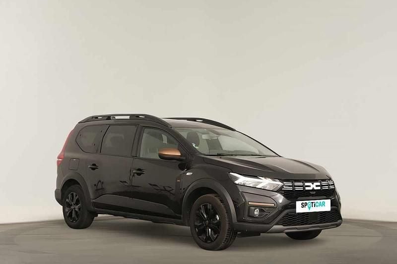 Preto Usado 2024 Dacia Jogger Extreme | € 21.290 (Preço justo) - Imagem 1/4