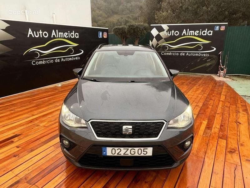 Usado Seat Arona 115 HP (84 kW) 2019 Antracite SUV
