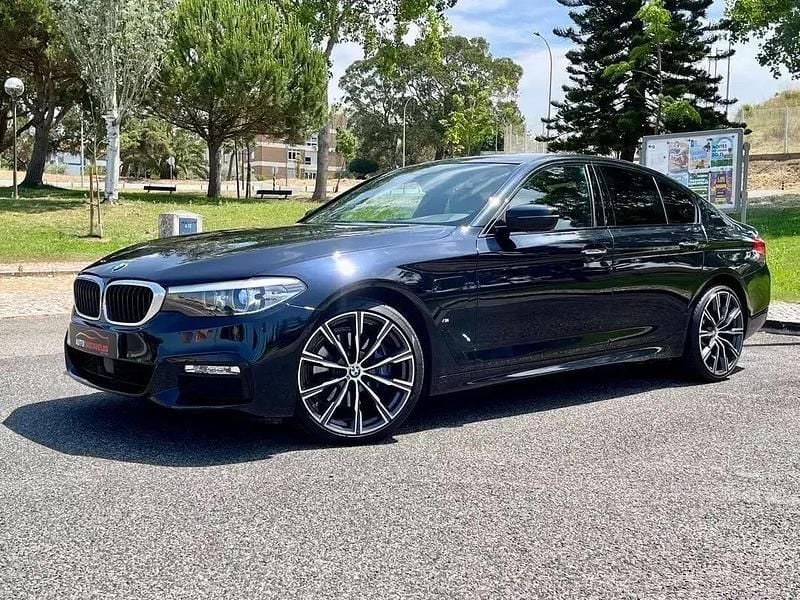 Azul Usado 2018 BMW 530e iPerformance Sedan | € 23.450 (Preço justo) - Imagem 1/4