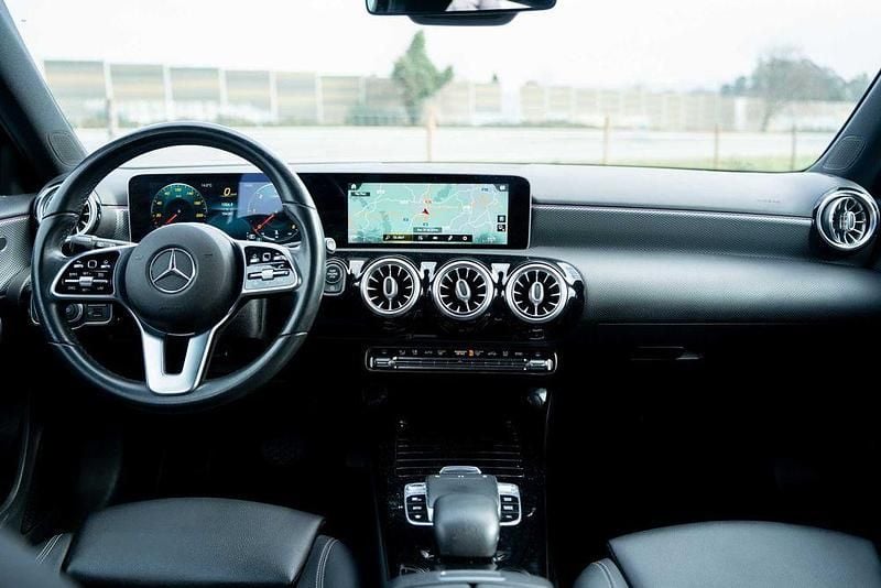 Usado Mercedes A180 Progressive 116 HP (85 kW) 2019 Sedan