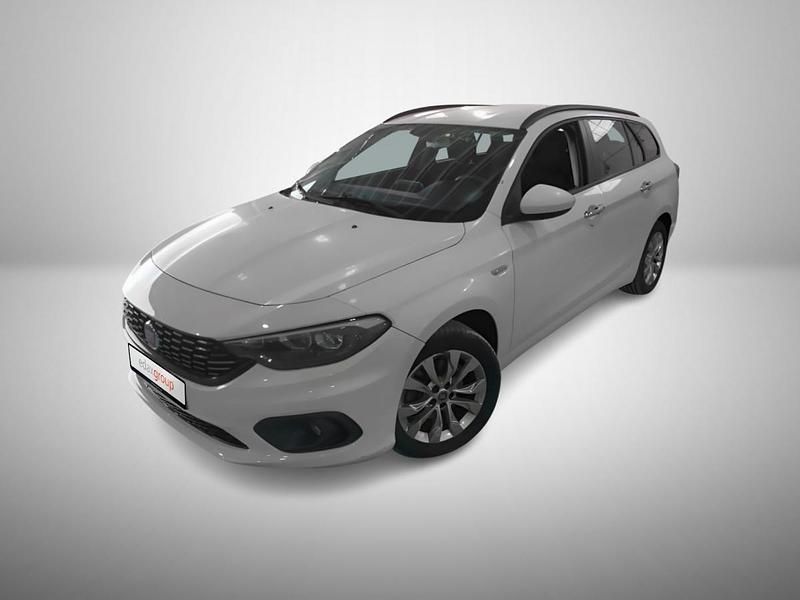 Branco Usado 2020 Fiat Tipo Wagon Carrinha | € 12.990 (Preço justo) - Imagem 1/4