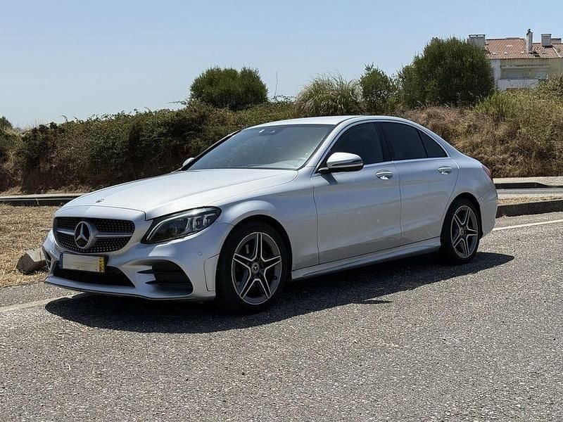 Usado 2019 Mercedes C220 AMG line Sedan | € 38.000 (Preço elevado) - Imagem 1/4