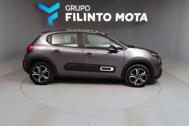 Cinza Usado 2022 Citroën C3 Feel Citadino | € 14.590 (Preço justo) - Imagem 1/4