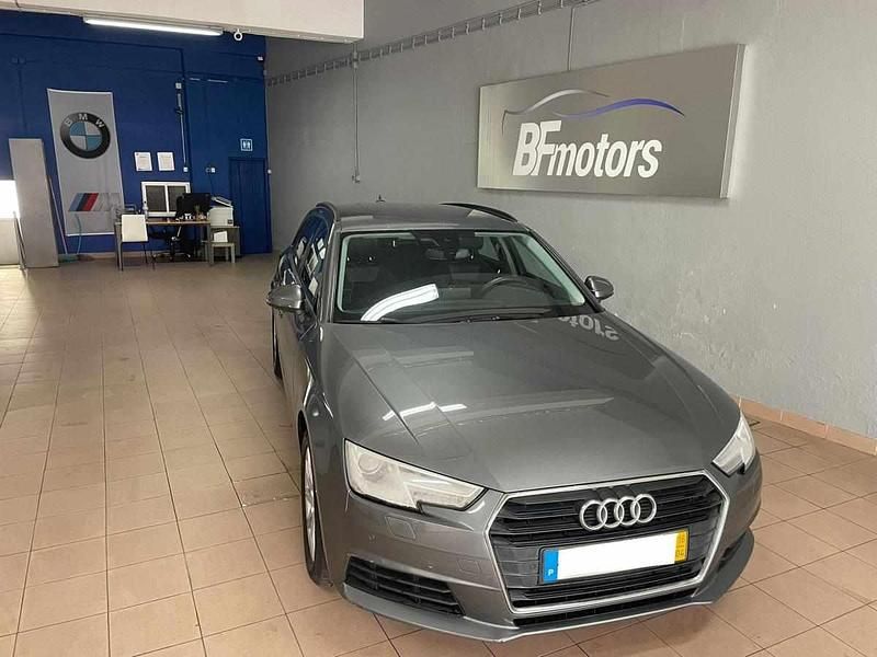 Usado Audi A4 S-Line 150 HP (110 kW) 2016 Cinza Carrinha