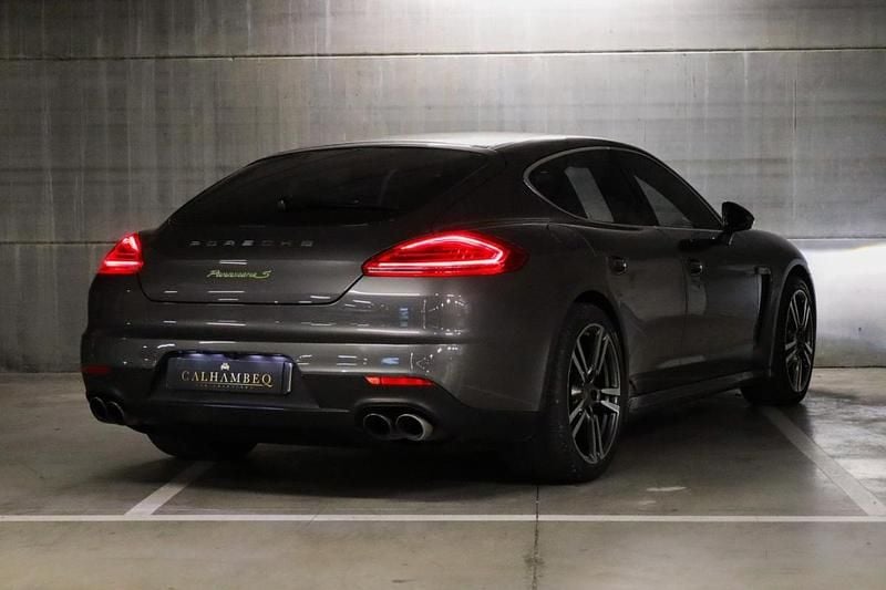 Usado Porsche Panamera 416 HP (305 kW) 2014 Cinzento Sedan