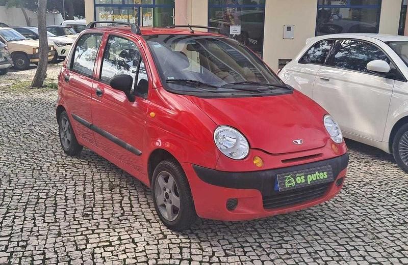 Vermelho Usado 2001 Chevrolet Matiz Citadino | € 3.450 - Imagem 1/4