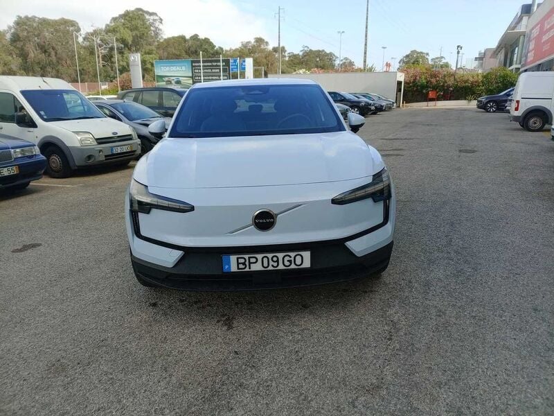 Azul Usado 2025 Volvo EX30 SUV | € 35.900 (Super Preço) - Imagem 1/4