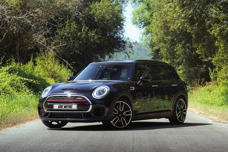 Preto Usado 2017 Mini Clubman Carrinha | € 24.500 - Imagem 1/4