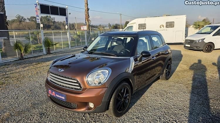Castanho Usado 2014 Mini Cooper D Citadino | € 11.900 (Preço justo) - Imagem 1/1