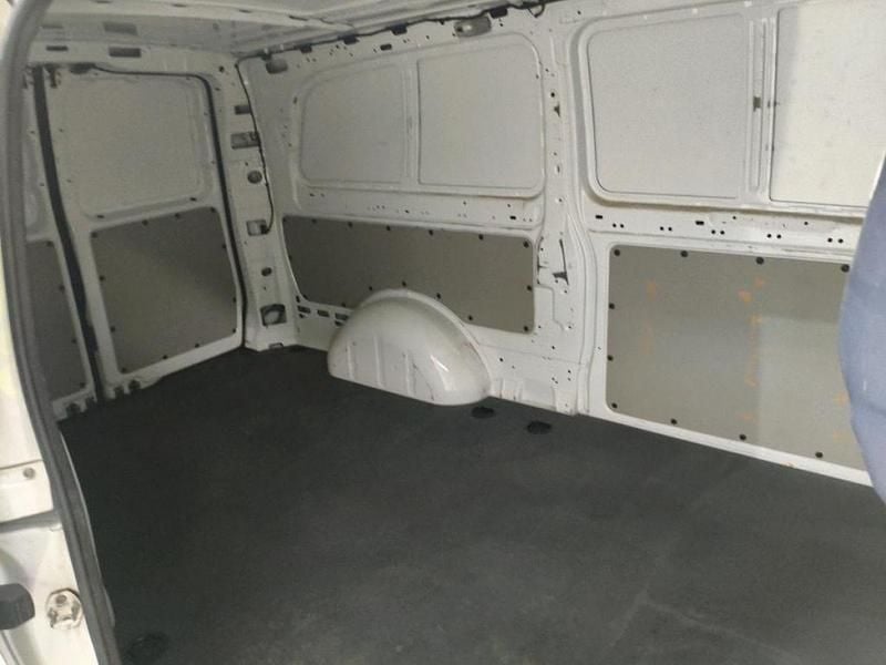 Usado Mercedes e-Vito 85 kW (116 HP) 2021 Branco Monovolume