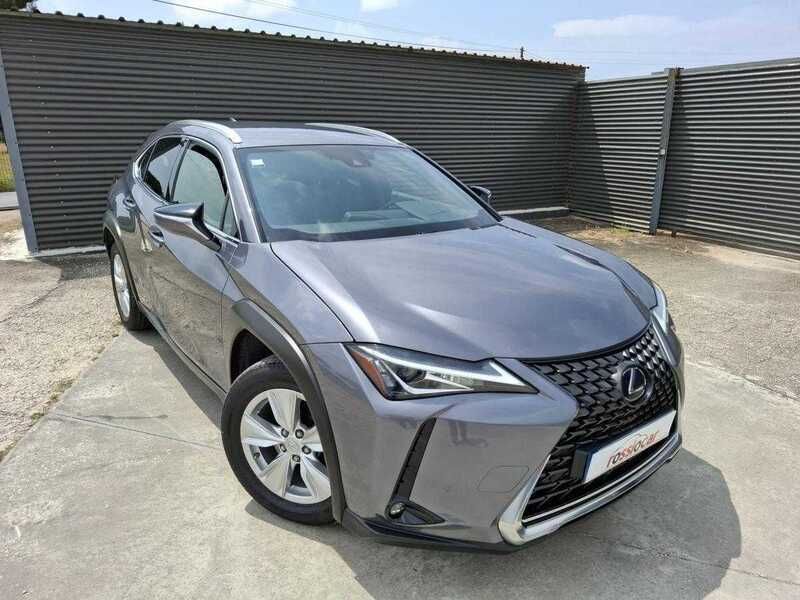 Usado Lexus UX 184 HP (135 kW) 2019 Antracite SUV