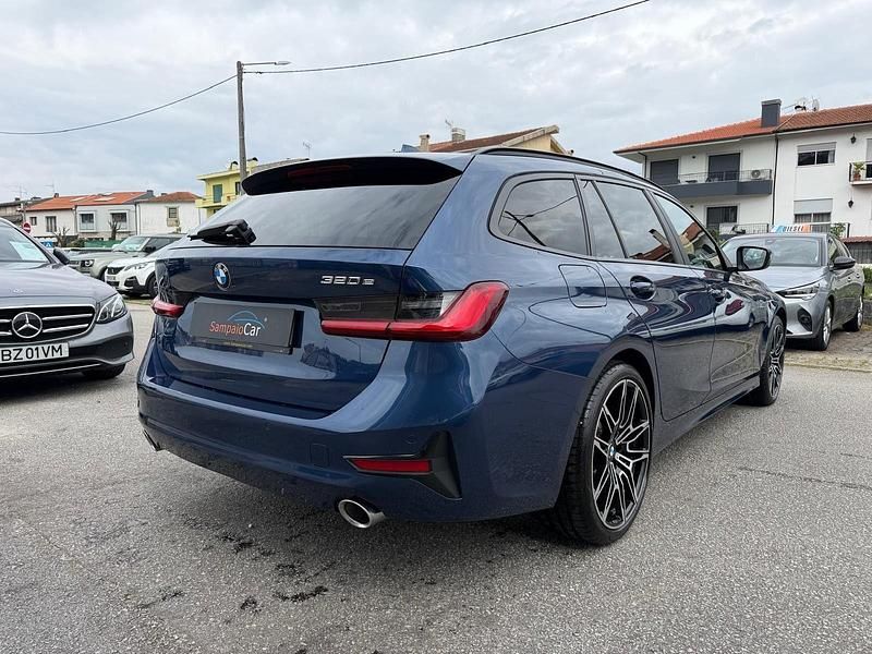 Usado BMW 320 Sport Line 204 HP (150 kW) 2021 Azul Carrinha