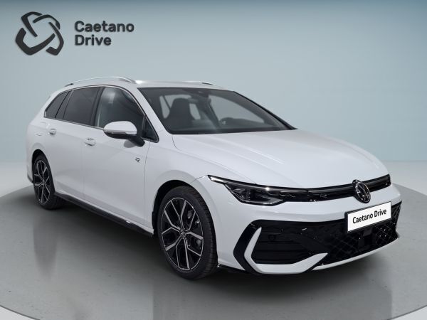 Branco Usado 2025 VW Golf VIII | € 38.990 (Caro) - Imagem 1/4