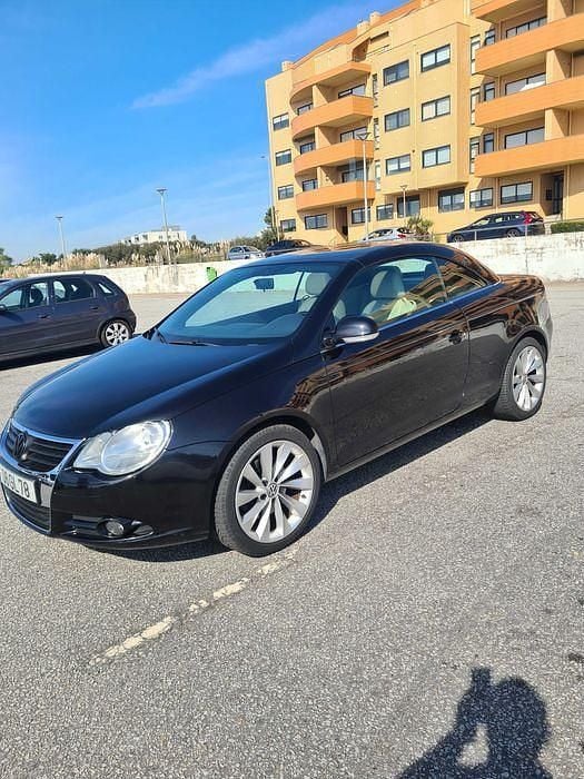 Usado 2008 VW Eos Cabrios | € 7.770 (Super Preço) - Imagem 1/4