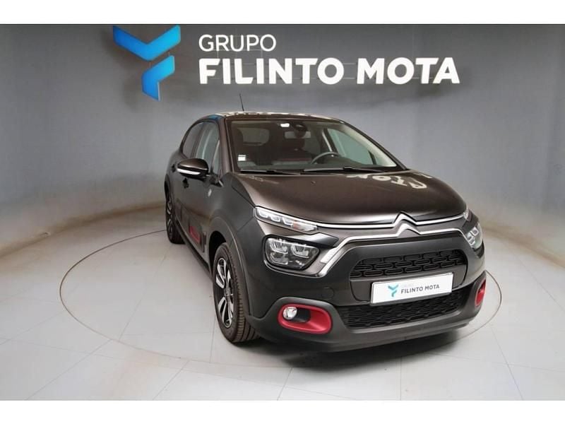 Preto Usado 2022 Citroën C3 PureTech Citadino | € 12.240 (Preço justo) - Imagem 1/4