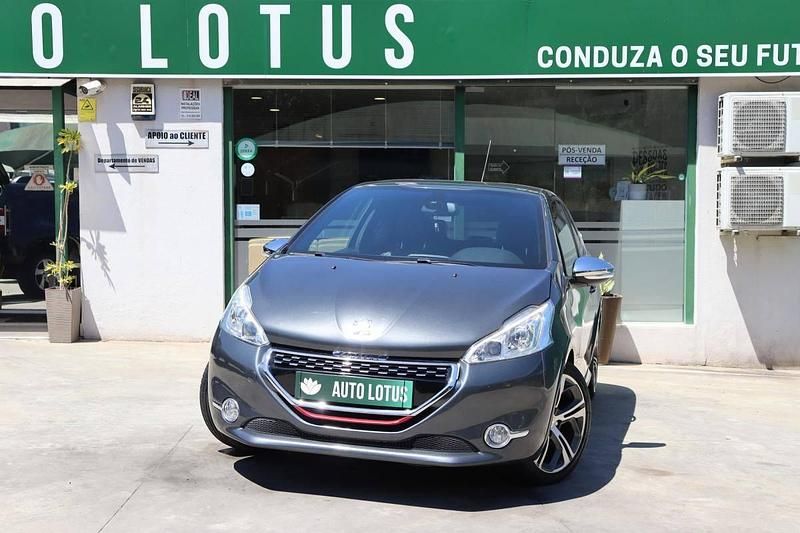 Cinza Usado 2013 Peugeot 208 GTi Citadino | € 15.970 (Caro) - Imagem 1/4