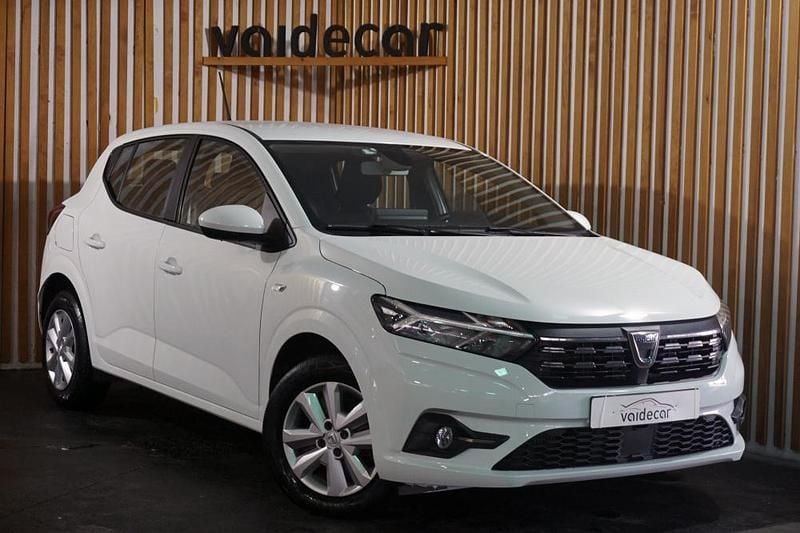 Branco Usado 2021 Dacia Sandero Essentiel | € 12.750 (Preço justo) - Imagem 1/4