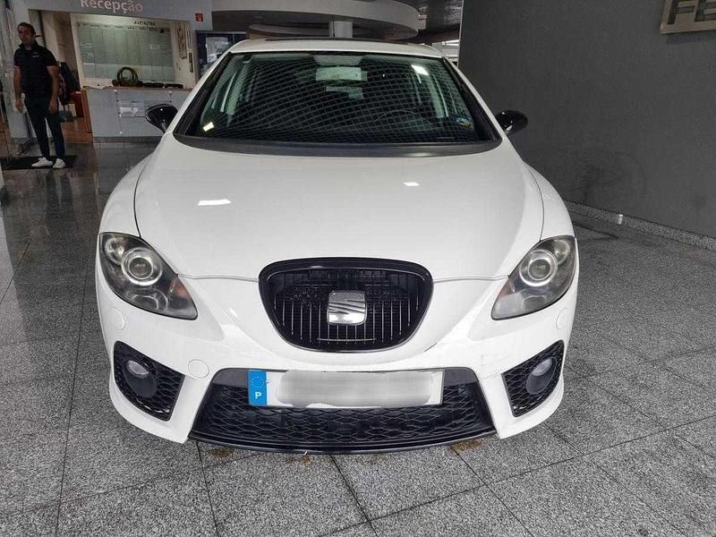 Usado Seat Leon 170 HP (125 kW) 2008 Branco Citadino