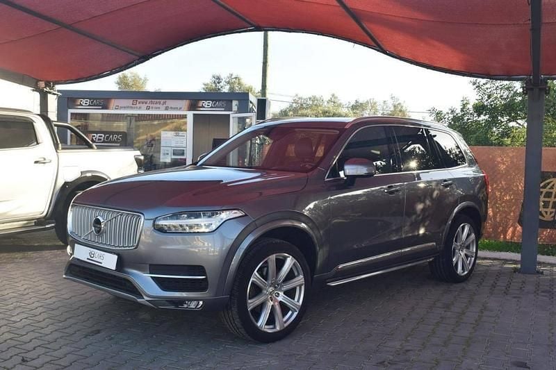 Cinza Usado 2018 Volvo XC90 Inscription SUV | € 44.850 (Preço justo) - Imagem 1/4