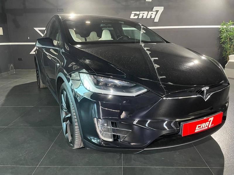 Preto Usado 2017 Tesla Model X SUV | € 41.500 (Caro) - Imagem 1/4