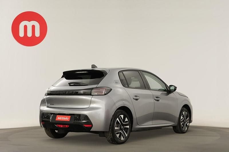 Usado Peugeot e-208 Allure 114 kW (156 HP) 2025 Citadino