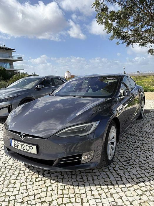 Usado Tesla Model S 235 kW (320 HP) 2018 Citadino