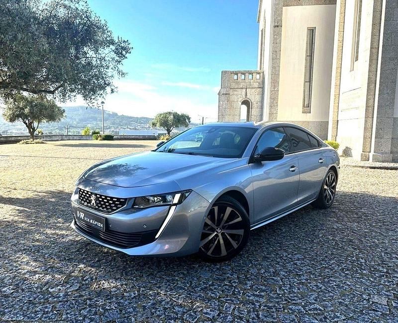 Cinzento Usado 2021 Peugeot 508 GT Sedan | € 22.900 (Preço justo) - Imagem 1/4