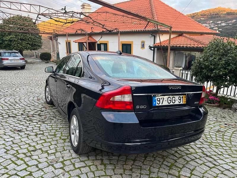 Usado Volvo S80 136 HP (100 kW) 2008 Azul Sedan