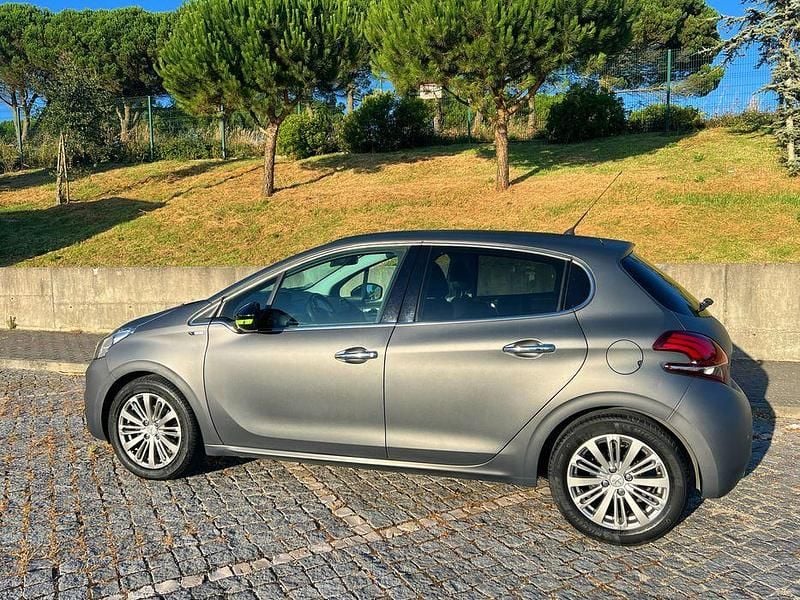 Usado Peugeot 208 75 HP (55 kW) 2016 Citadino