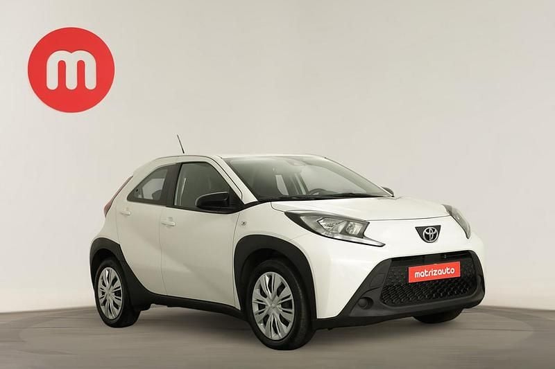 Usado 2023 Toyota Aygo X Pulse SUV | € 17.499 - Imagem 1/4