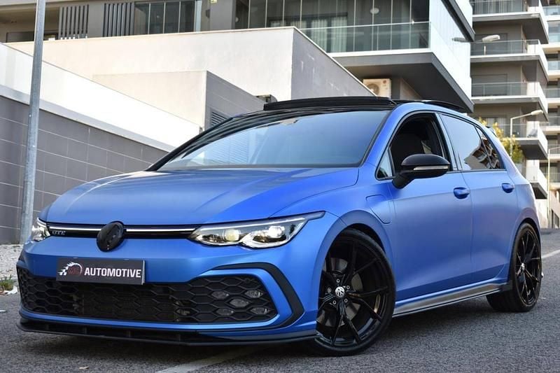 Azul Usado 2021 VW Golf VIII GTE | € 29.990 (Caro) - Imagem 1/4
