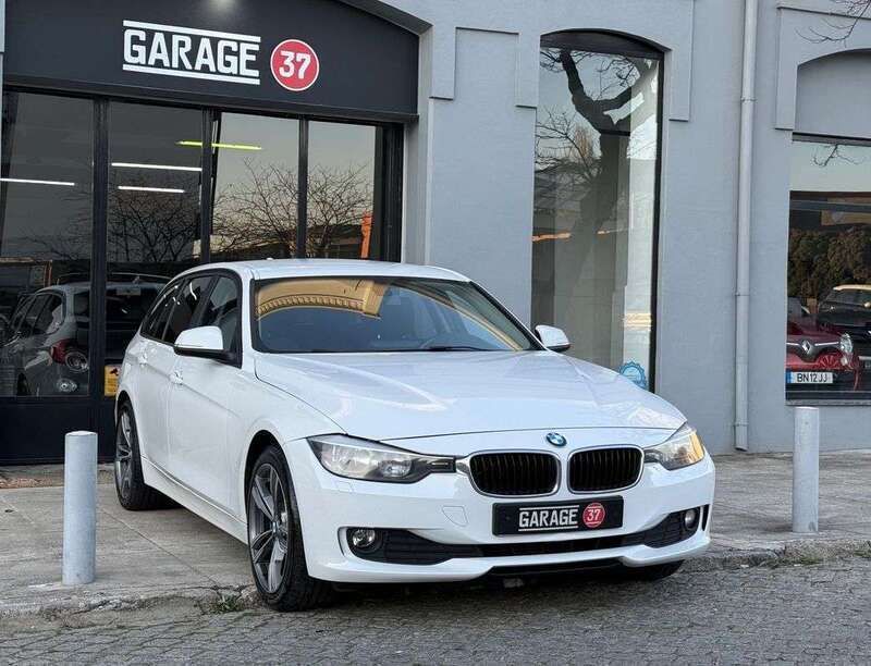 Branco Usado 2014 BMW 316 Sport Line Carrinha | € 12.990 (Preço justo) - Imagem 1/4