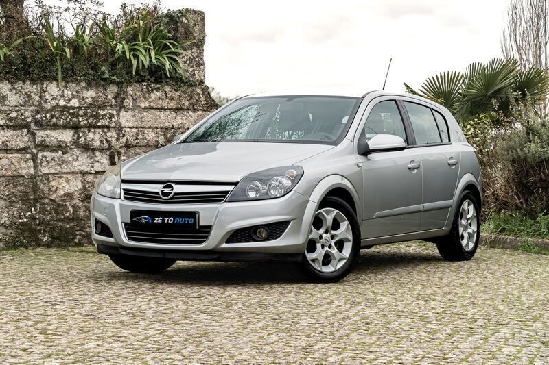 Cinzento Usado 2008 Opel Astra Cosmo Citadino | € 6.900 (Preço elevado) - Imagem 1/4