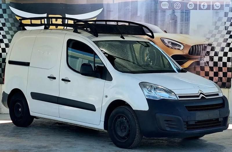 Usado Citroën Berlingo 102 HP (75 kW) 2018 Branco Monovolume
