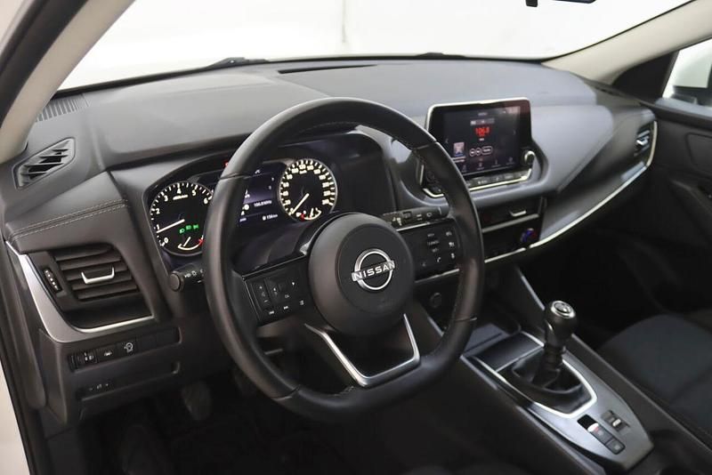 Usado Nissan Qashqai 140 HP (102 kW) 2022 Branco SUV