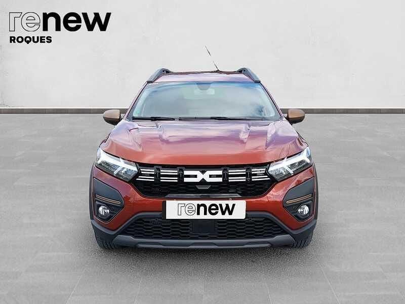 Usado Dacia Jogger Extreme 100 HP (73 kW) 2024 Castanho Monovolume