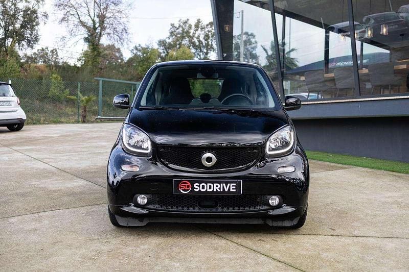 Usado Smart ForTwo Electric Drive 60 kW (82 HP) 2018 Preto Coupé