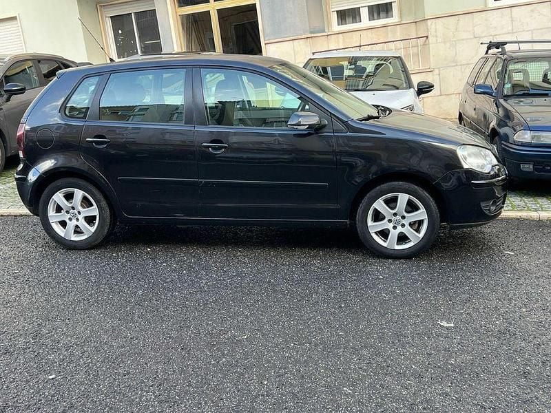Usado 2005 VW Polo Sedan | € 3.650 (Preço justo) - Imagem 1/4