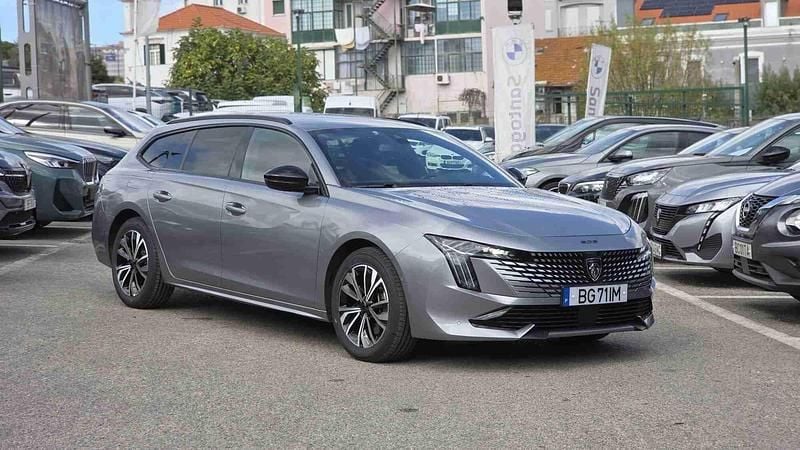 Cinzento Usado 2024 Peugeot 508 Allure Carrinha | € 35.000 - Imagem 1/4