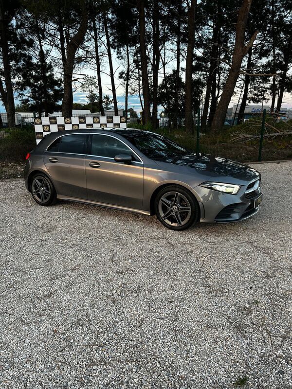 Usado Mercedes A180 AMG line 116 HP (85 kW) 2021 Cinza