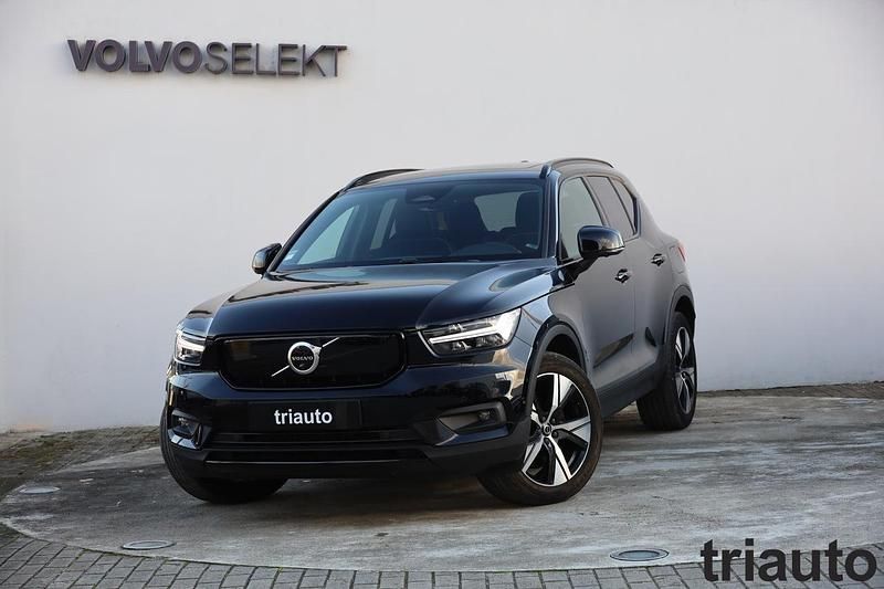 Vermelho Usado 2022 Volvo XC40 Pro SUV | € 34.700 (Preço justo) - Imagem 1/4